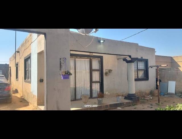 2 BEDROOM HOUSE FOR SALE IN PALM RIDGE
